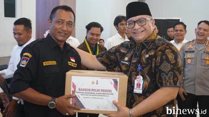 Baksos Polri Presisi, Pemko Padang Apresiasi Pembagian Sembako oleh Polresta