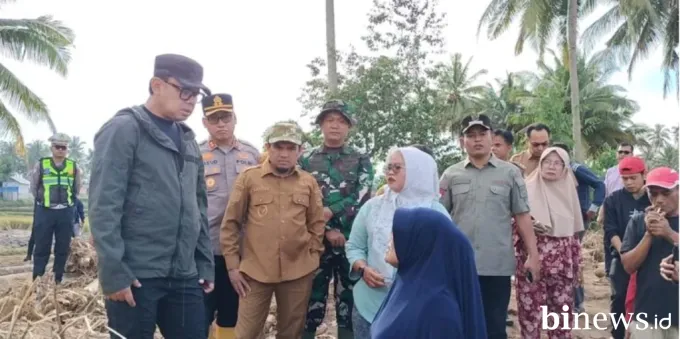 Bima Arya Kunjungi Lokasi Kerusakan Parah di Solok, Apresiasi Respons Cepat Pemkab