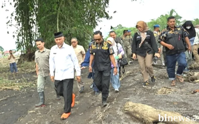Cuaca Membaik, Gubernur Desak Percepatan Penanganan Korban Bencana Sumbar