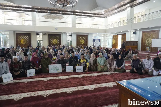 Diserahkan Wawako Allex, 143 Mustahik Terima Berbagai Program Zakat dari Baznas