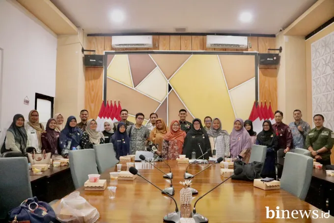 Diskominfo Padang Gandeng KI Sumbar Perkuat Penyusunan DIP