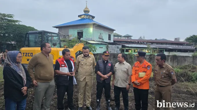 DPRD dan Pemko Padang Bersama BNPB Tinjau Lahan Pembangunan Huntara dan Huntap untuk...