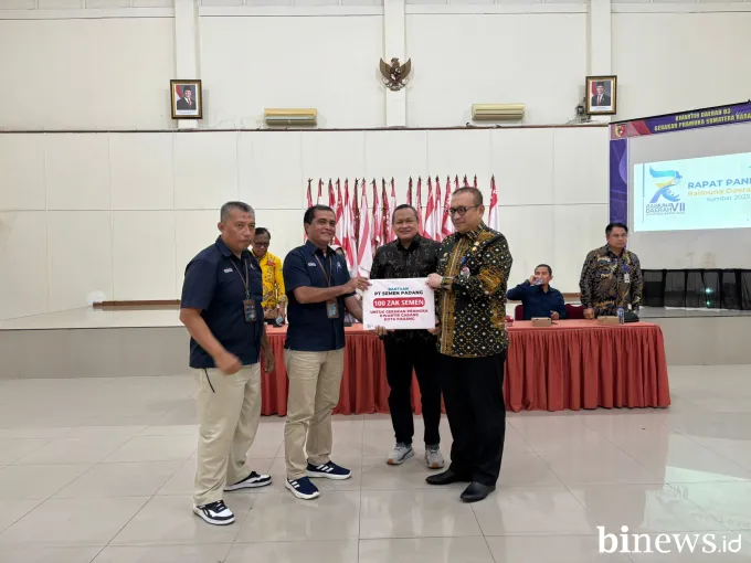 Dukung Raimuna Daerah VII Kwarda Sumbar 2025, PT Semen Padang Serahkan 100 Zak Semen ke...