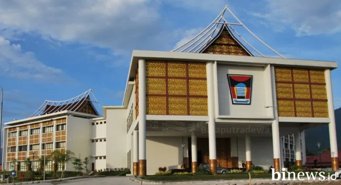 Empat Pejabat Senior di Pemko Padang Segera Melepas Jabatan