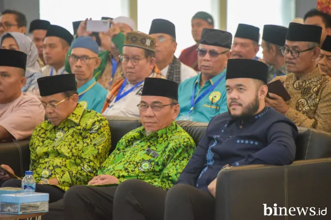 Fadly Amran Paparkan Visi Smart Surau di Musda DMI Padang
