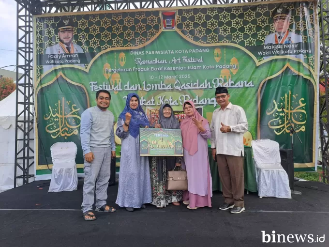 Festival Qasidah Rebana Kota Padang Resmi Berakhir, Majelis Taklim Mata Air Raih Juara...