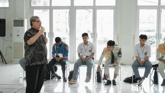 Ketua DPRD Sumbar Muhidi Bekali Generasi Muda SMK Sumbar Nilai Kepemimpinan dan...