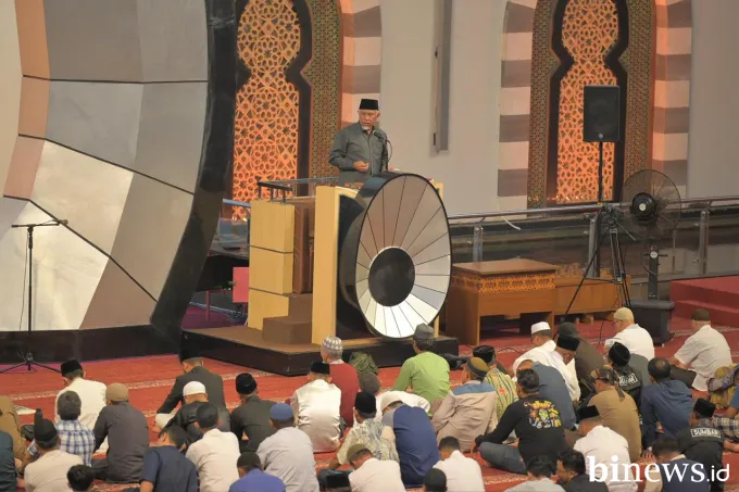 Gubernur Mahyeldi: Ramadan Momentum Perkuat Ketakwaan dan Solidaritas Sosial