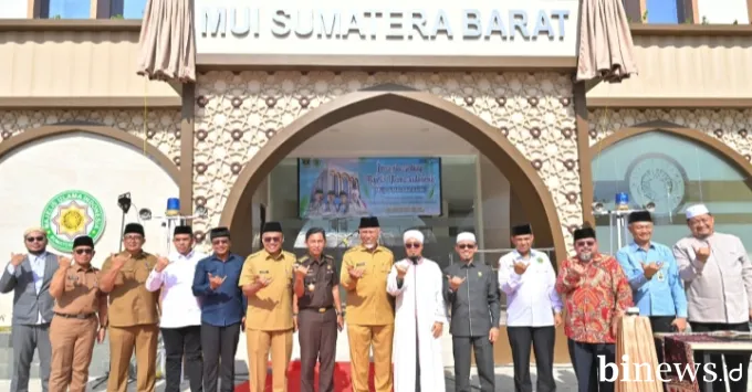 Gubernur Mahyeldi Resmikan Penggunaan Gedung Baru MUI Sumbar
