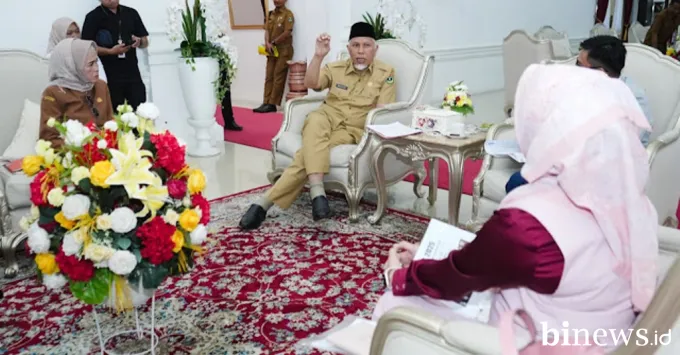 Gubernur Sumbar, Mahyeldi Ansharullah, menerima audiensi...