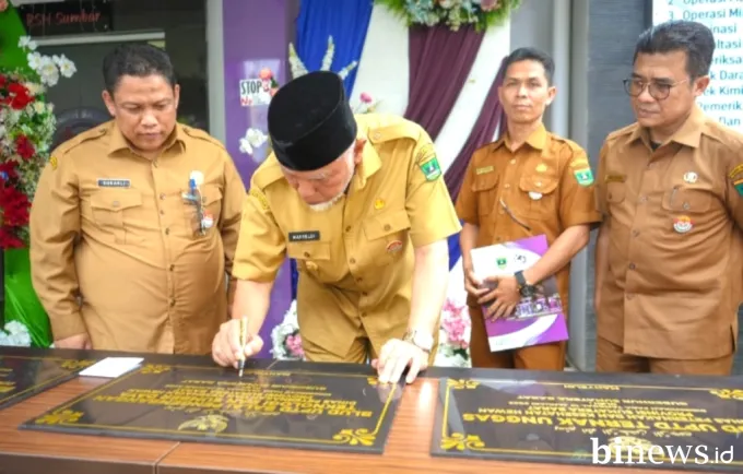Gubernur Resmikan BLUD Tiga UPTD Peternakan Sumbar