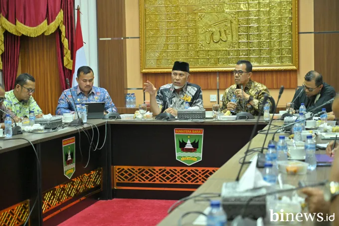 Gubernur Sumbar Pimpin Rapat Koordinasi Penanganan Krisis Air Bersih di Kota Padang