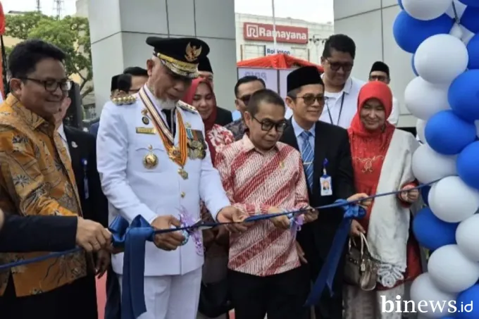 Gubernur Sumbar Resmikan Ruang PPID Bank Nagari, Dorong Keterbukaan Informasi Publik di...