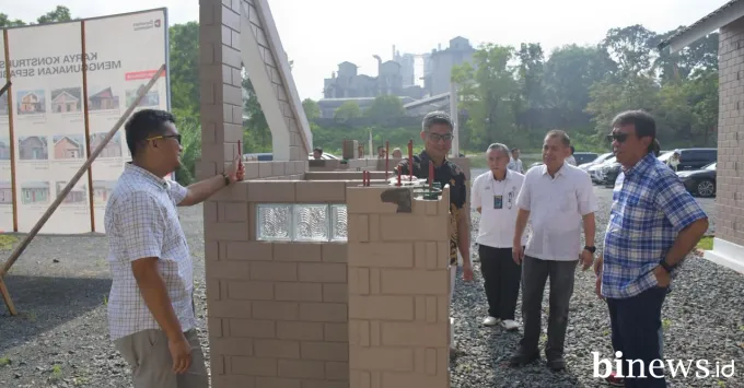 Jajaki Penggunaan Sepablock untuk Konstruksi, Direktur Hutama Karya Bertandang ke Semen...