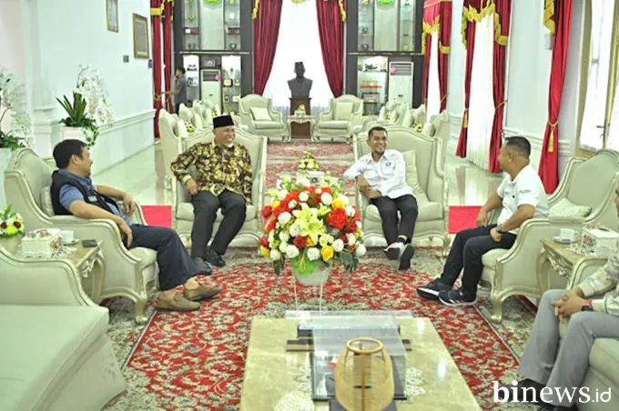 Jajaran Pengurus Peradi Padang Temui Gubernur Mahyeldi, Bahas Rencana Penyaluran Bantuan...