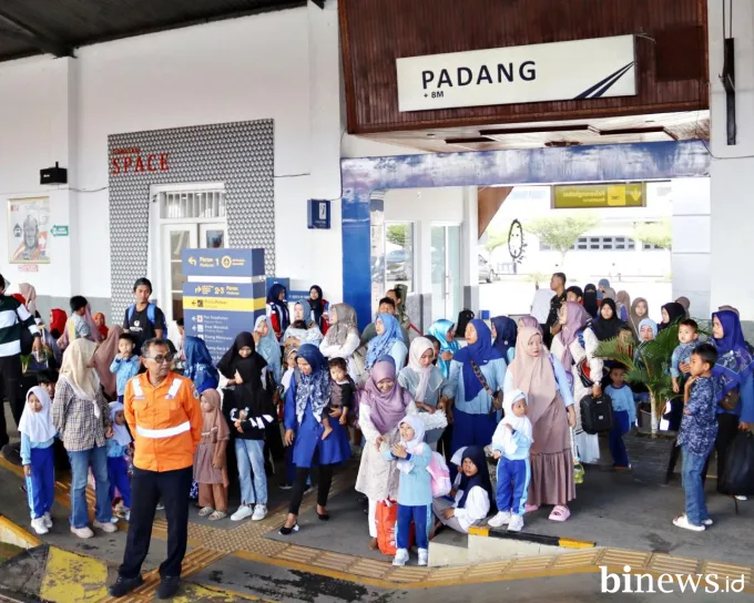 KAI Divre II Sumbar Layani 1 Juta Lebih Penumpang Pada Semester I 2025, Tumbuh 13 Persen...