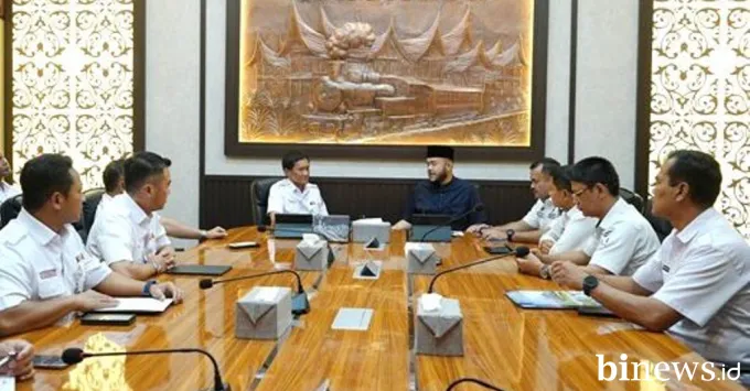 PT Kereta Api Indonesia (Persero) Divisi Regional II...