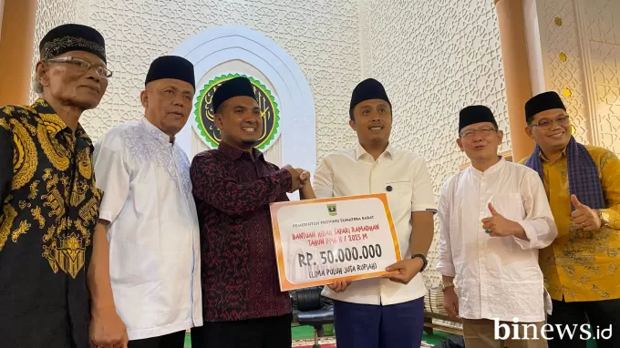 Kepedulian Nyata Wagub Vasko Ruseimy Bantu 50 Juta untuk Pembangunan Masjid Muhsinin