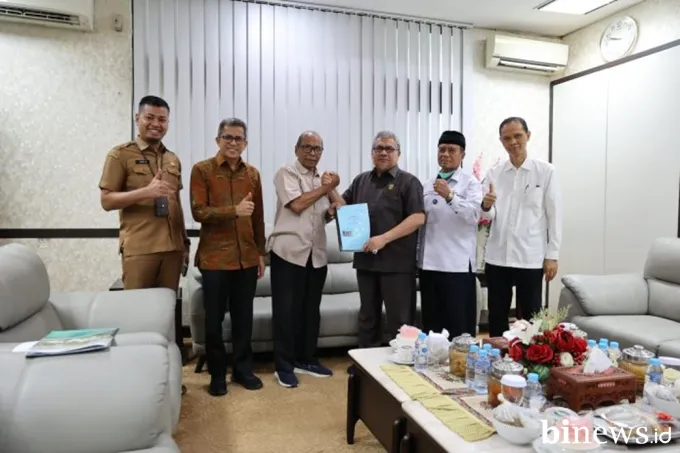 Ketua DPRD Sumbar Mulai Kaji Gagasan Daerah Istimewa Minangkabau Bersama Tim Ahli DPRD...