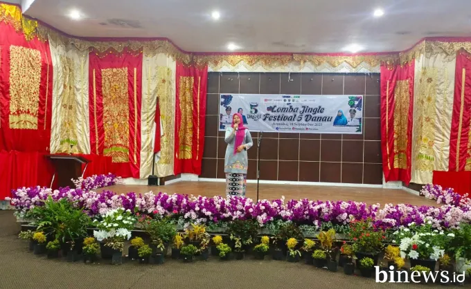 Ketua TP-PKK Solok Resmikan Lomba Jingle Festival 5 Danau 2025