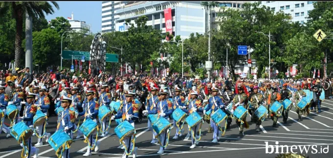 Kirab Bendera Pusaka Warnai Pembukaan Peringatan HUT ke-80 Kemerdekaan RI