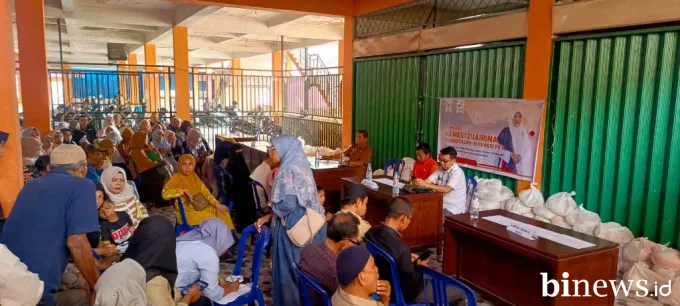 Nevi Zuairina Dorong Penyaluran Bantuan Melalui Lembaga Sosial Kemanusiaan untuk Pedagang...