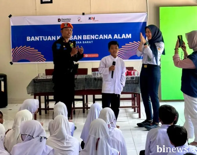 Komitmen Berkelanjutan, KAI Divre II Sumbar Bersama KAI Properti Sapa Sekolah Terdampak...