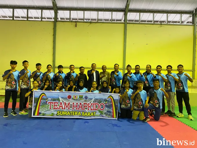 KONI Sumbar Lepas Kontingen Hapkido, Optimistis Raih 4 Emas dari Surabaya
