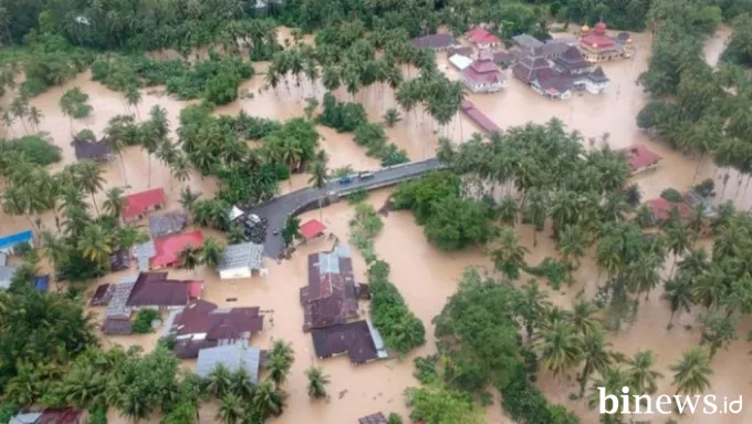 Kota Padang Dilanda Banjir, 27.433 Warga Terdampak