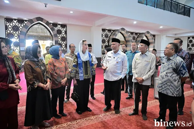 Kunjungan Menteri Pariwisata ke Sumbar, Dorong Pengembangan Mentawai hingga Wisata...