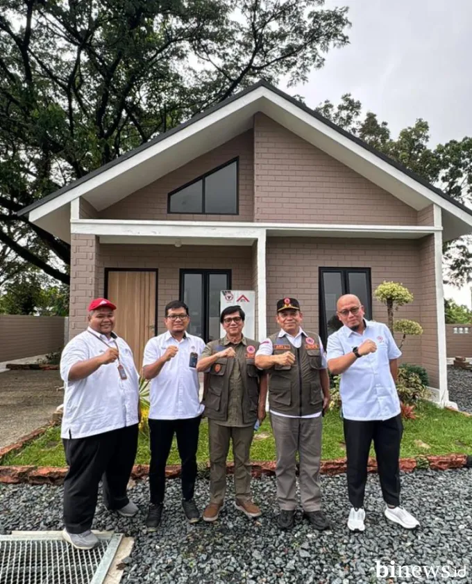 Kunjungi Rumah Contoh, BNPB Nilai Sepablock Cocok untuk Huntap Berkelanjutan