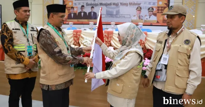 Lepas Jemaah Kloter 07, Kemenag Sumbar Tegaskan Dukungan Penuh Penyelenggaraan Haji 2026