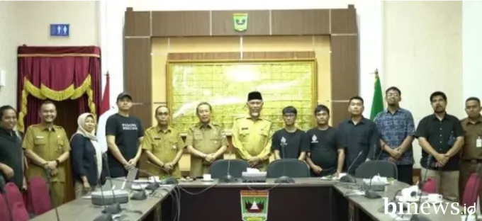 Mahyeldi Tegaskan Jembatan KA Lembah Anai Tetap Dipertahankan, Fokus Reaktivasi dan...