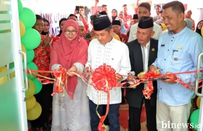 Mengabdi untuk Sesama, Wakil Ketua DPRD Sumatera Barat Evi Yandri Rajo Budiman Resmikan...