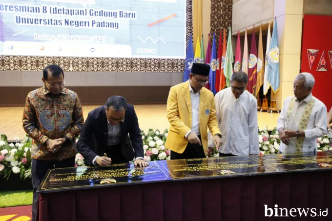 Menteri Brian Yuliarto Resmikan Delapan Gedung Baru UNP, Dorong Inovasi dan Kemandirian...