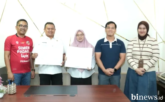 Mursalim Serahkan Jabatan, Dirse Novera Siap Lanjutkan Program Biro Adpim