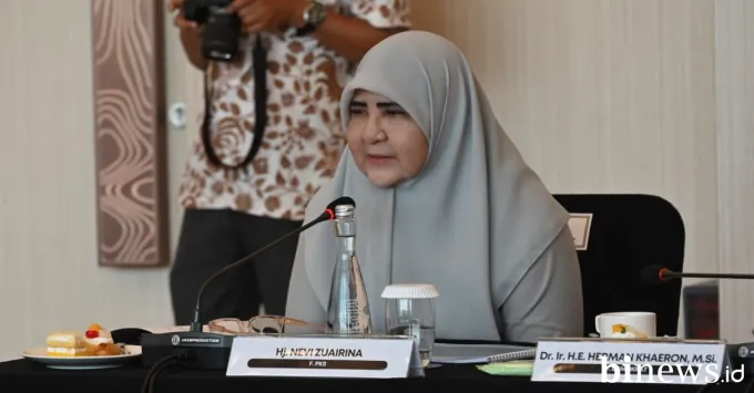 Anggota Komisi VI DPR RI dari Fraksi PKS, Hj. Nevi Zuairina,