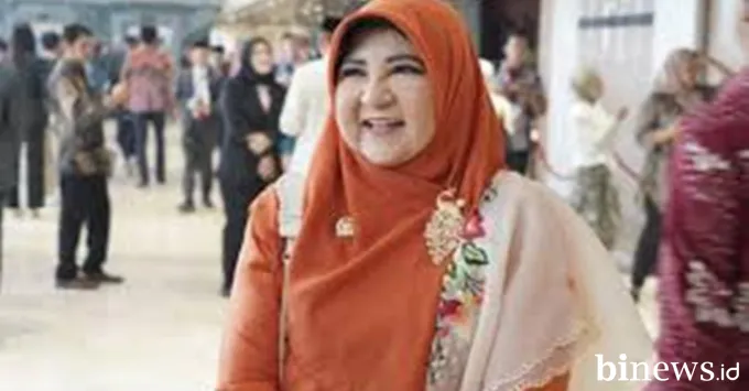 Nevi Zuairina: Larangan Thrifting Harus Jadi Momentum Revitalisasi Industri Tekstil...