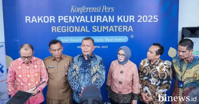 Pemerintah menargetkan penyaluran KUR sebesar Rp300 triliun...