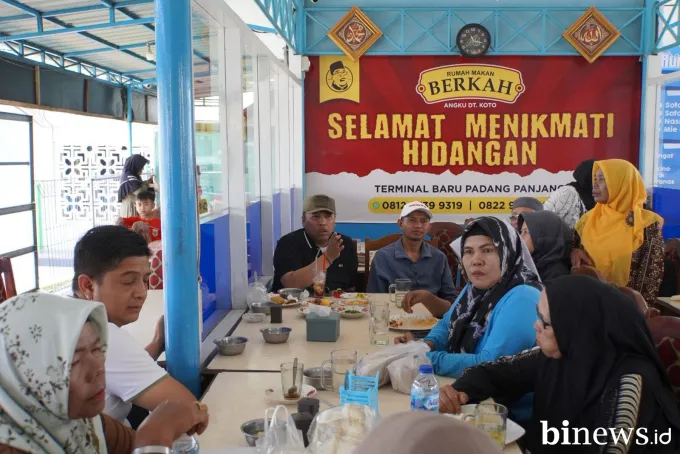 Pasar Busur Jadi Ikon Ekonomi Rakyat, Wako Hendri Ajak Pedagang Bangkit Bersama