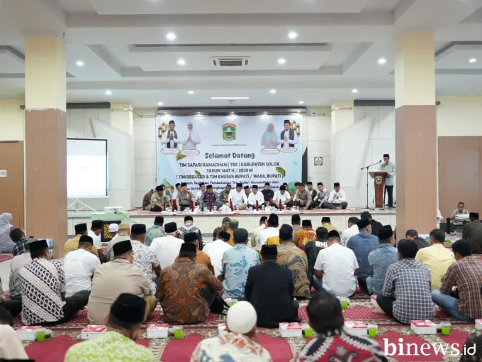 Pembekalan dan Buka Puasa Bersama TSR, Bupati Solok Tekankan Peran Strategis Safari...