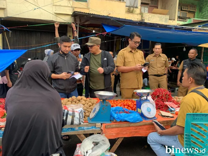 Pemko Padang Panjang Terus Lakukan Penataan Demi Kenyamanan dan Ketertiban Kawasan Pasar