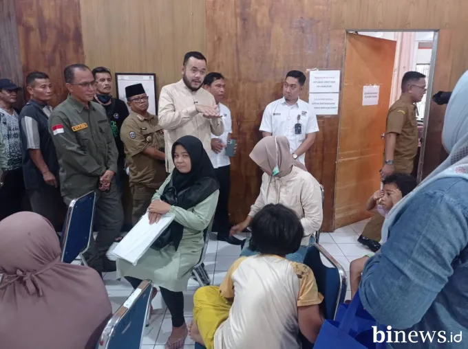 Perkuat Pemulihan Pasca-Bencana, Fadly Amran Salurkan Sejumlah Bantuan untuk Korban