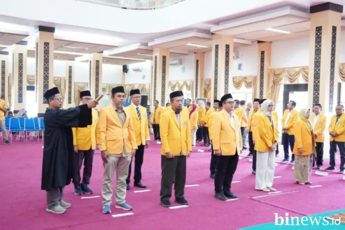 Perkuat Struktur Organisasi, Rektor Lantik Sejumlah Pimpinan Baru UNP