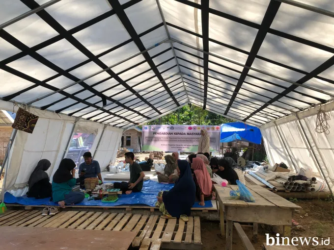 PT Semen Padang Dukung Pemulihan Ekonomi di Huntap Kampung Talang melalui Kolaborasi...