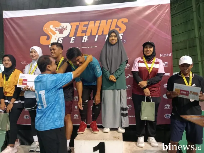 PT Semen Padang Sukses Gelar Fun Tennis 2025: Olahraga, Silaturahmi, dan Kegembiraan...