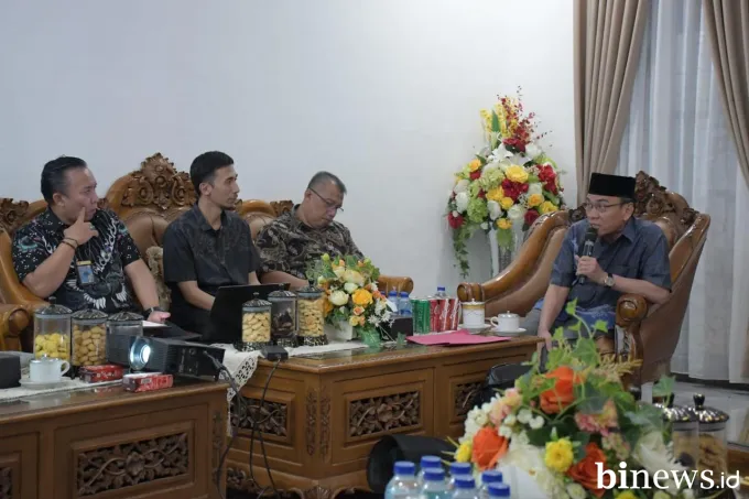 PT Semen Padang Usung Kaliandra dan Maggot, Menjawab Tantangan Padang Rancak