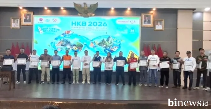 PWI, SMSI dan IJTI Terima Penghargaan Pemprov Sumbar Pasca Bencana Hidrometeorologi