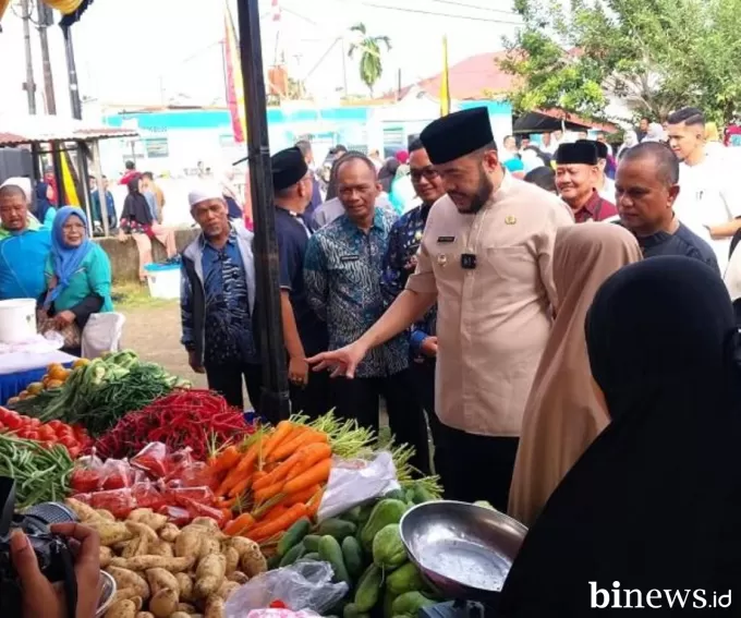 Ringankan Beban Saat Ramadan, Warga Antusias Sambut Pasar Murah