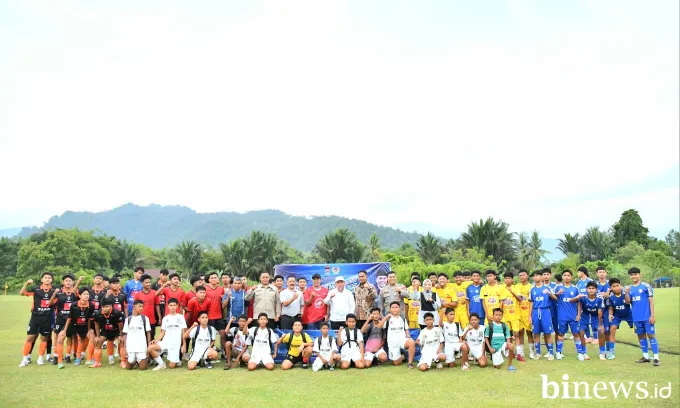 Rustam Efendi Dukung Turnamen Sepakbola U-17 Antar Klub di Padang